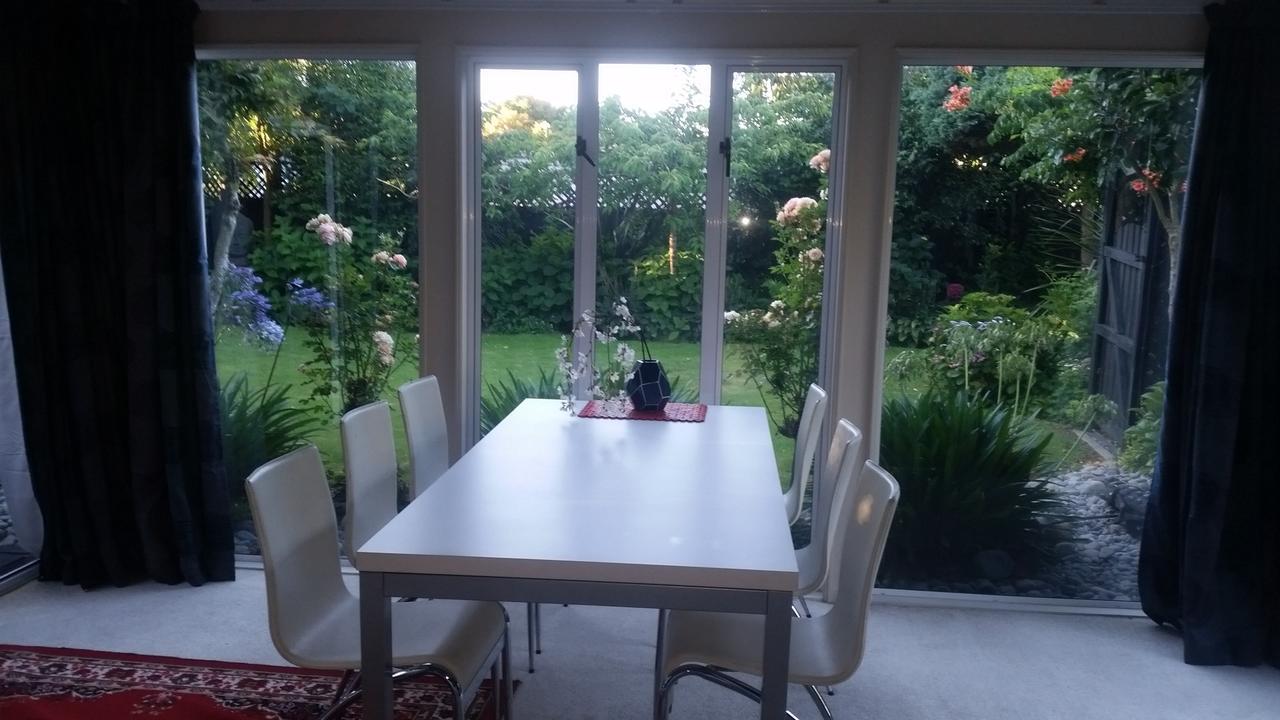 Berni'S Boutique Bnb Christchurch Exteriér fotografie